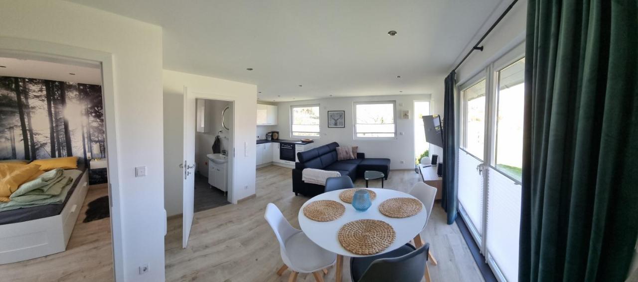 Ferienhaus Diemelaue Mit Klimaanlage Bad Karlshafen Luaran gambar